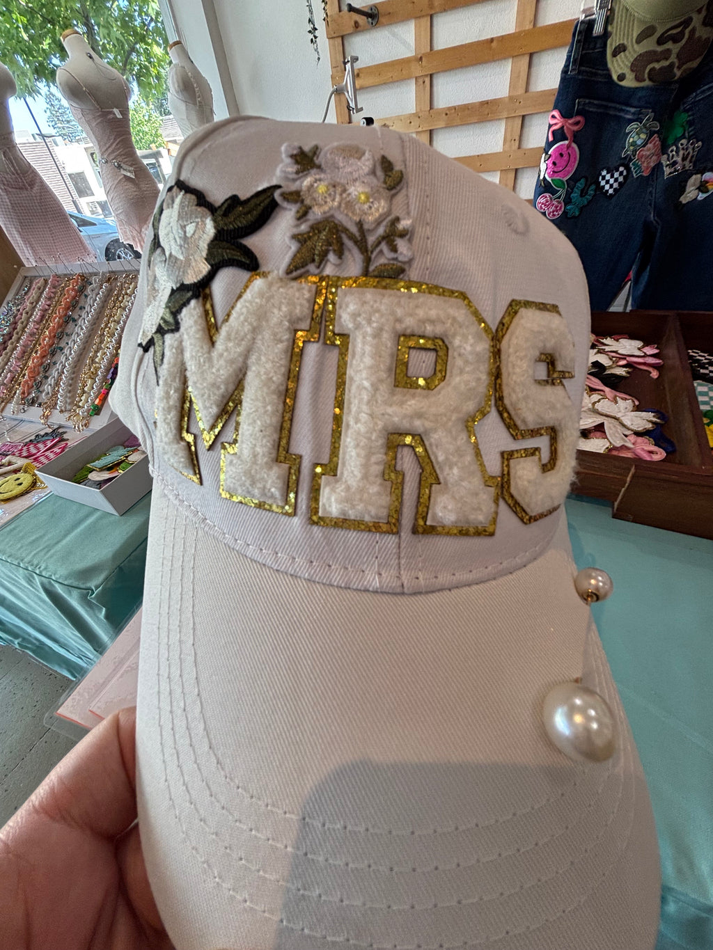 BOOK A CUSTOM HAT BAR- deposit only. Request a quote with form below.